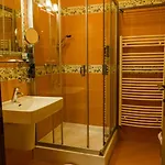 Hotel Rokoko - Free Parking