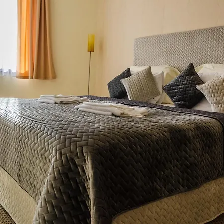 Rokoko 3* קושיצה